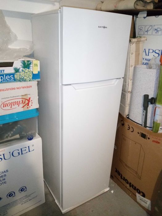 Frigorífico Semi Novo Electronia