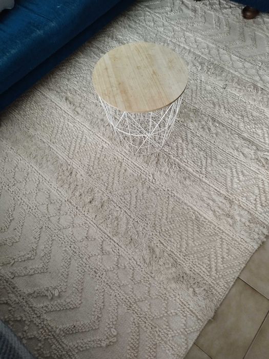 Vendo Sofá-Cama + Tapete Branco Bege