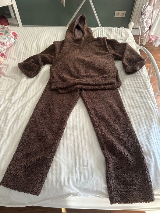 Bluza i spodnie typu Baranek