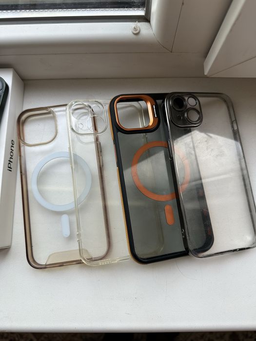 Продам iPhone 13