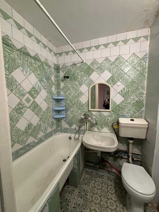 (8) Продам 1-но кімнатну квартиру на Вишеньці 9726