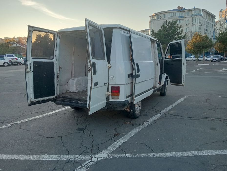 PEUGEOT J5 Пежо бус