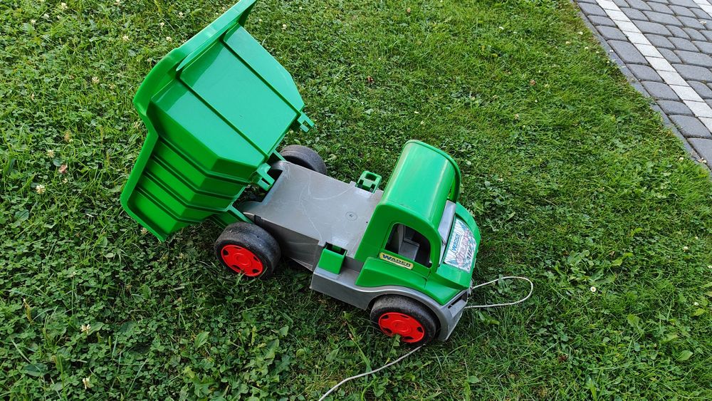 Duże auto wywrotka zabawka