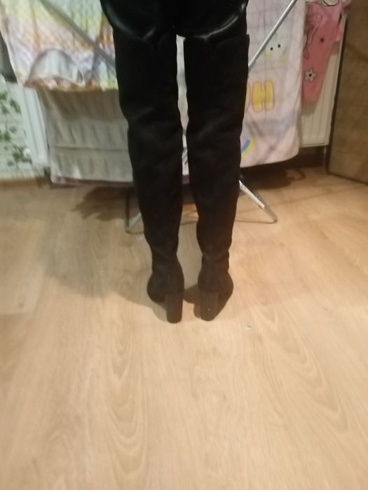 Kozaki na opcasie do kolan
