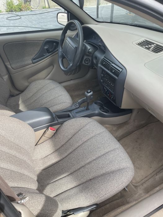 Chevrolet Cavalier 1999 photo 3