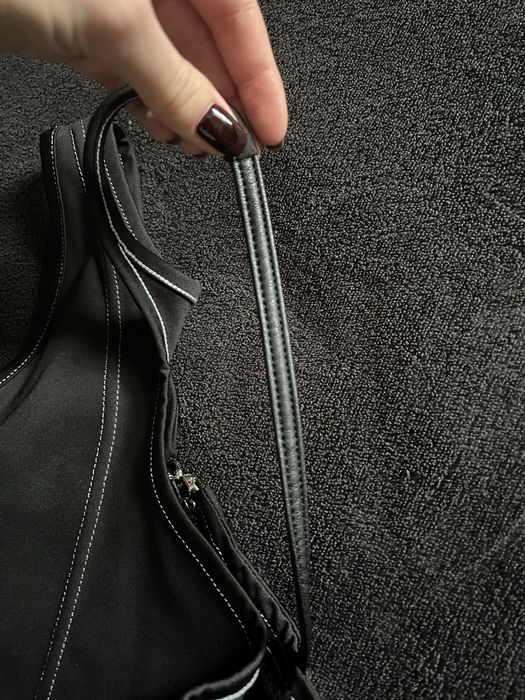 Боді асиметричний maniere de voir