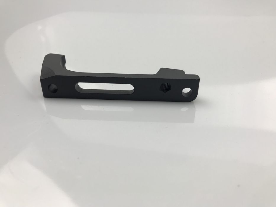 Adapter Hamulca Shimano Sm-MA-F140P/D , przód, nowy, FV