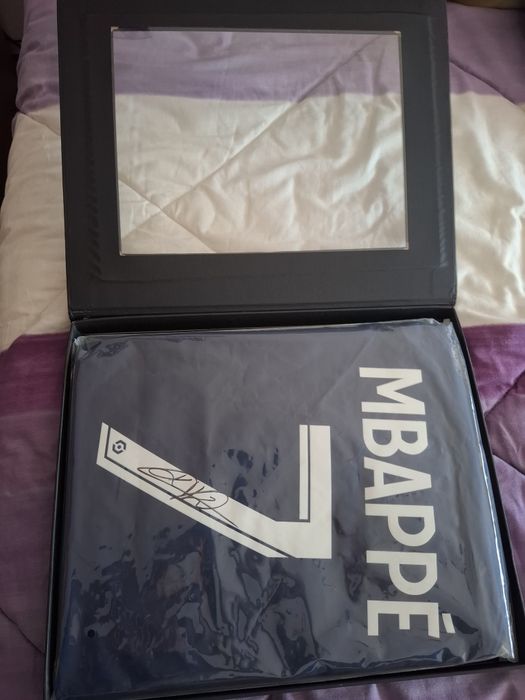 Camisola original MBAPPÉ
