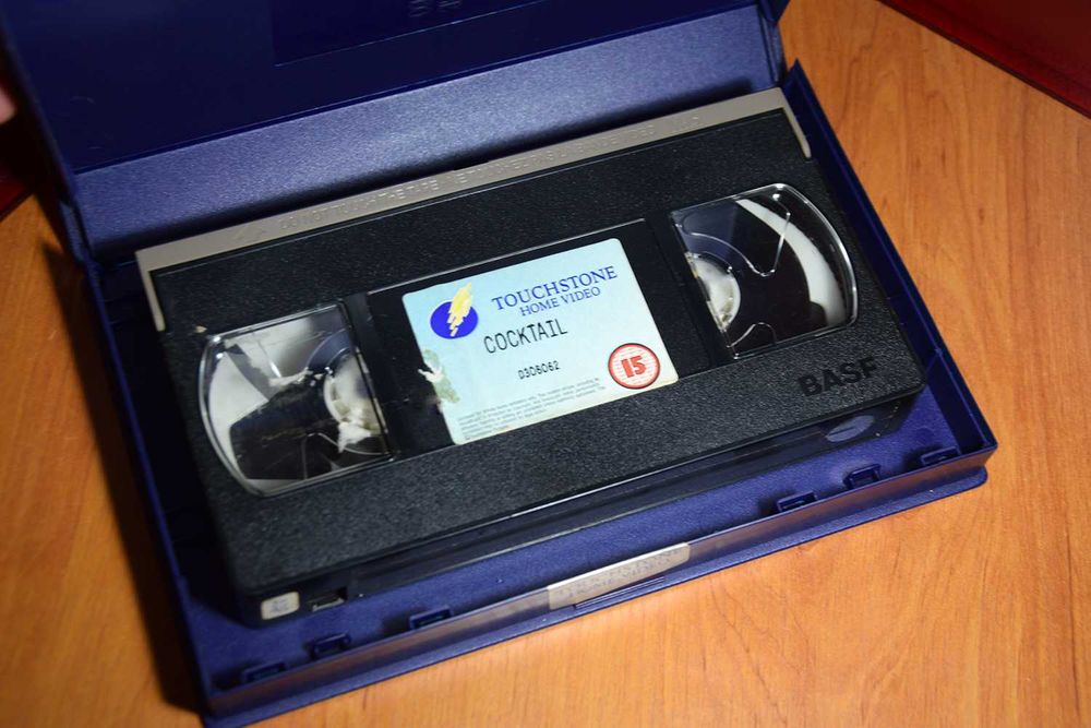 VHS Cocktail Tom Cruise UK