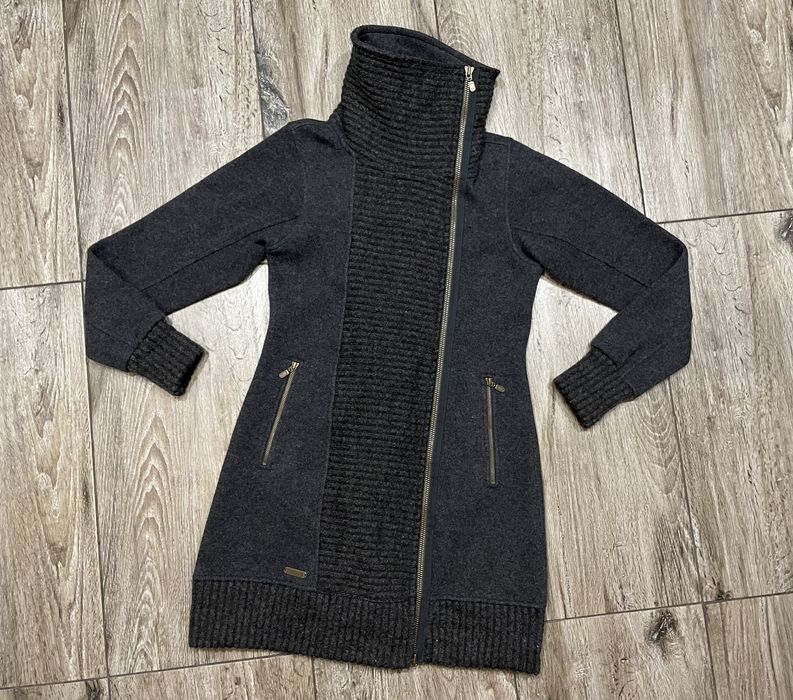 Damski Wełniany Płaszcz BERGANS Of NORWAY KARIEL WOOL S sklep 249 Euro