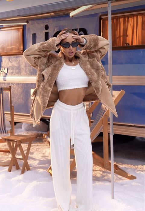 Костюм Lior новий