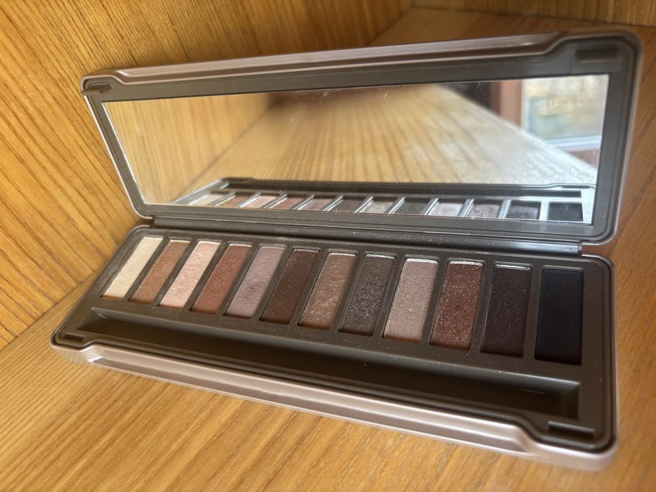 Naked 2 Urban Decay paleta cieni