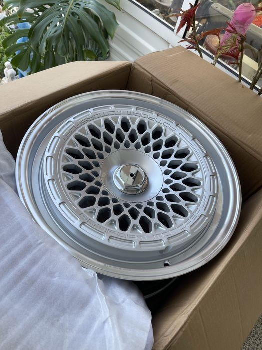 Jantes 18 5x120 e 5x112 estilo Rotiform LHR-M