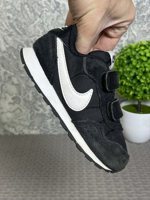 Nike MD Valiant кроссовки 25 размер детские спортивные черные