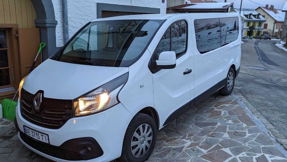 продаж RENAULT TRAFIC 2018 1.6 дизель