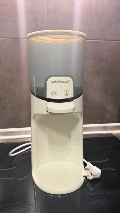 Підігрівач води для дитячої суміші Baby Brezza Instant Warmer