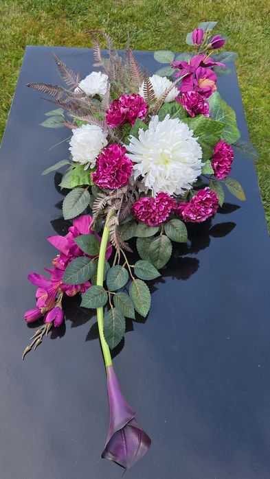 Stroik na grób naszych bliskich