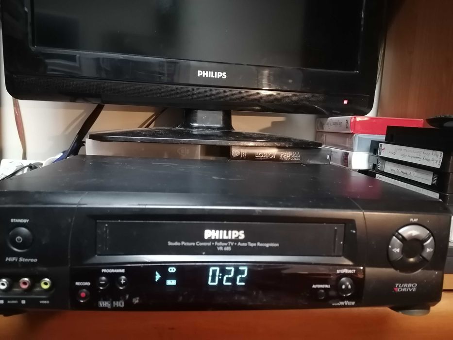 Magnetowid VHS Philips VR685 HI-FI Stereo