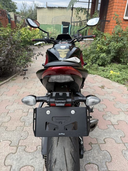 Мотоцикл Suzuki GSX-S1000F розмитнений
