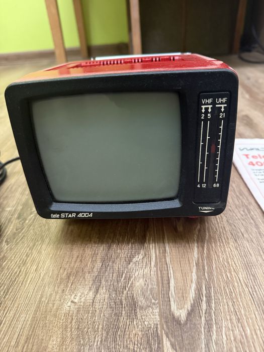 Telewizor turystyczny telestar 4004