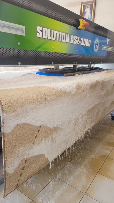 Pranie dywanów w kąpieli wodnej