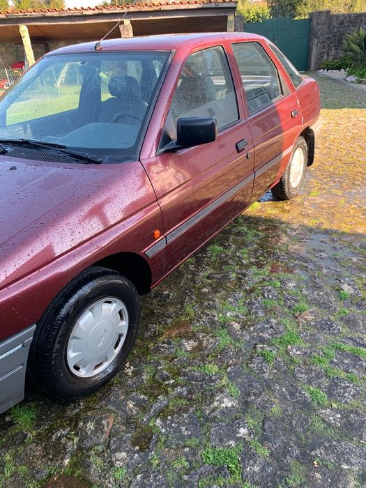 Ford Escort CL 1.3cc