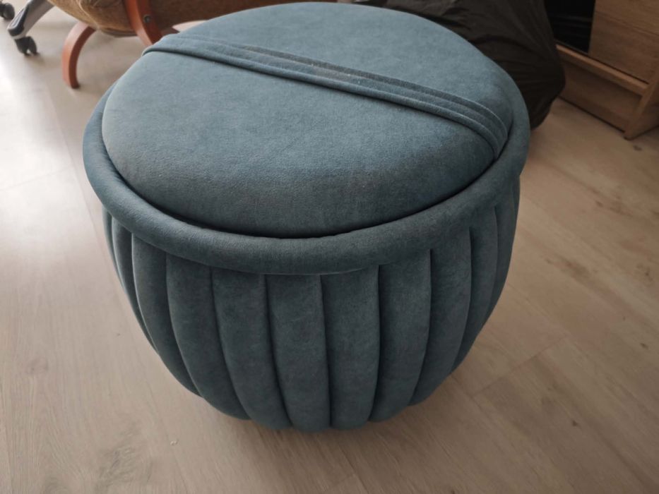Pufa/siedzisko z pojemnikiem