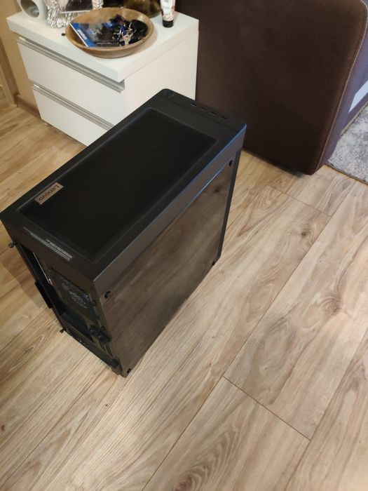 Komputer stacjonarny Lenovo legion T7 intel i7  10700k