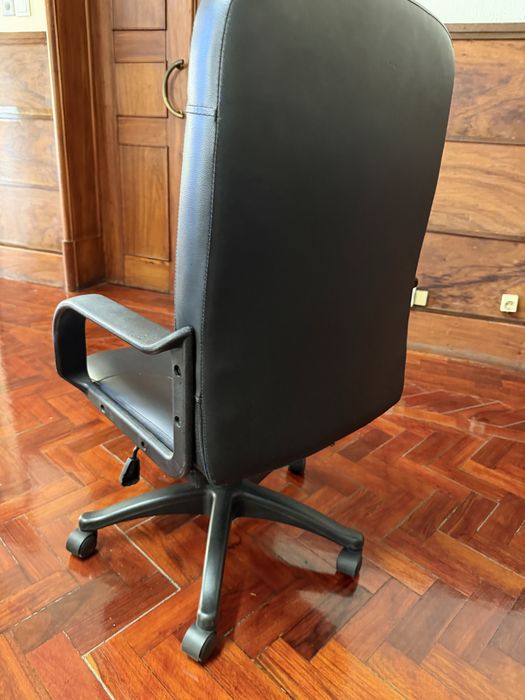 Cadeira de escritorio
