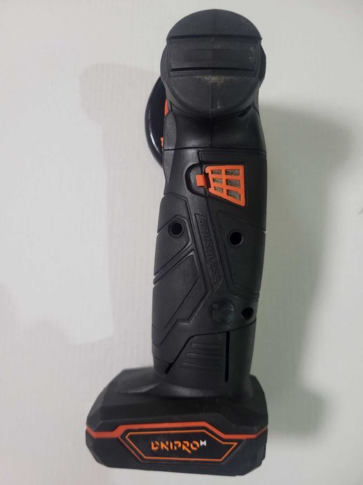 Аккумуляторная шлифмашина Dnipro-M СG-12BC Ultra + Аккумуляторная батарея BP-125 + Зарядное устройство FC-124