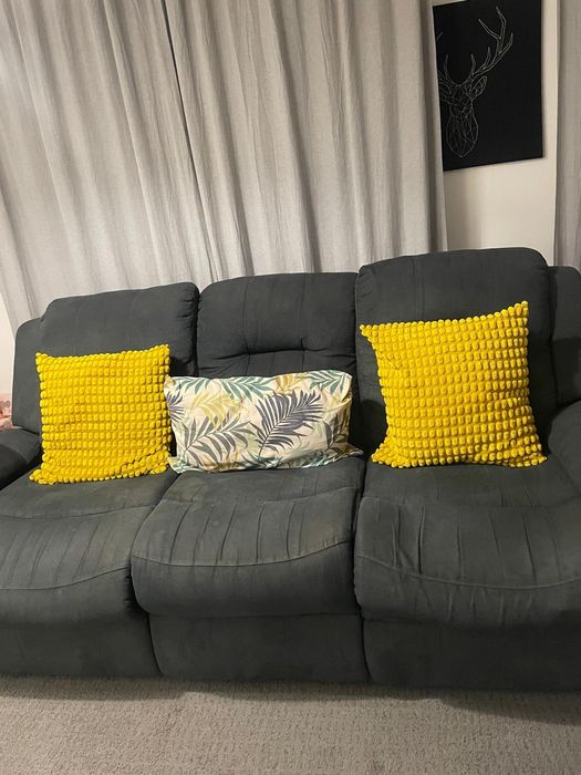 Sofá 3 lugares, 2 lugares elétricos (Conforama)