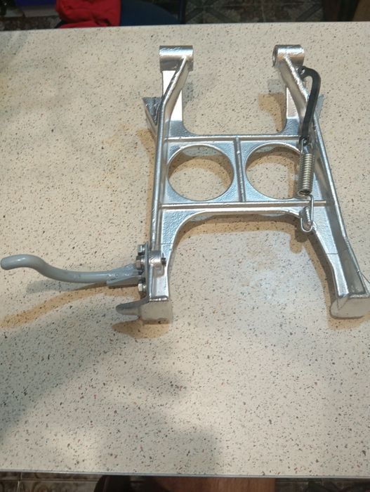 Подножка чезет 472,5,6