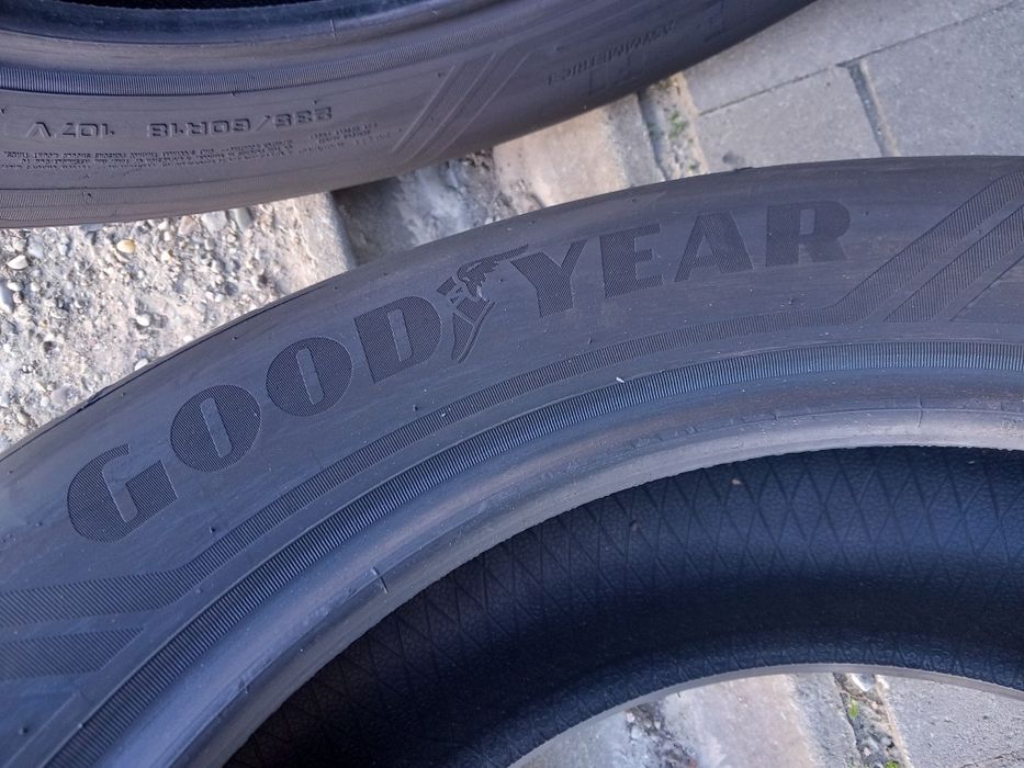4x Opony Używane Letnie 235/60R18 Goodyear