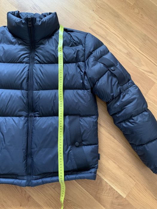 Куртка пуховик Hugo Boss. M
