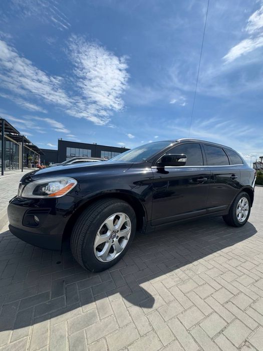 VOLVO XC60 D5 2.4