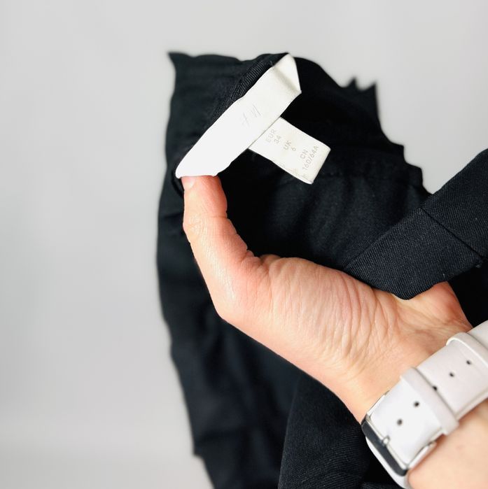 Czarne spodnie z wysokim stanem paperbag XS 34