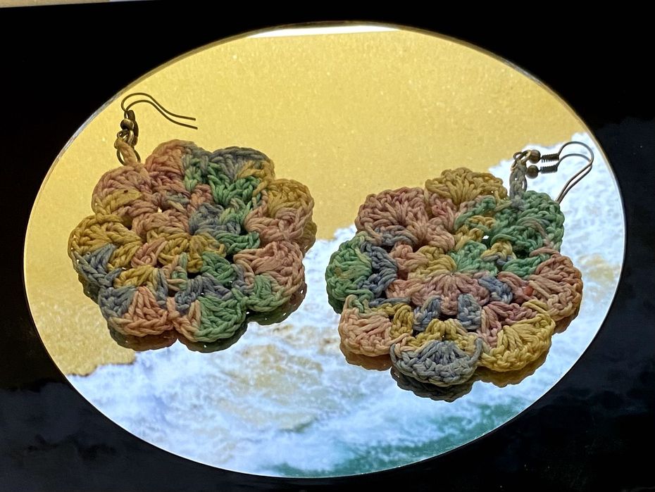 Brincos de croché artesanais - vários pares