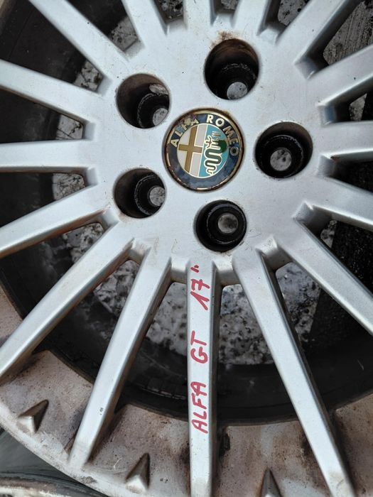 Felgi aluminiowe 5x98 ET35 Alfa Romeo GT R17 rozmiar 17 Felga