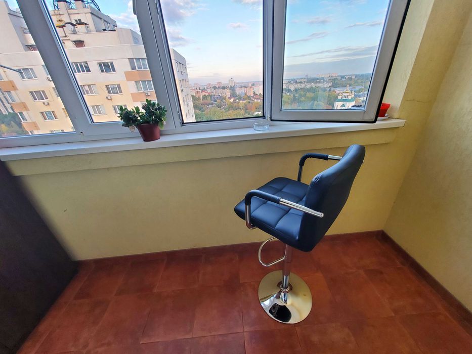 Посуточно однокомнатная квартира Бровары, ЖК Купава, улица Симоненка