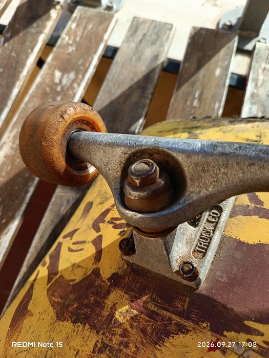 Skateboard Vintage Completo dos Anos 80/90– Independent Stage V / Vision Street Wear / Team Shock 173