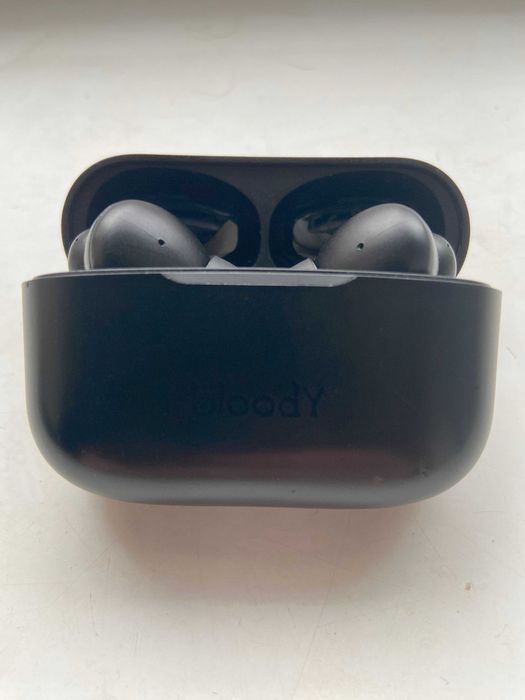 Беспроводные наушники Bloody M30 Black Red