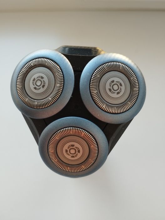 Електробритва Philips X5006/00