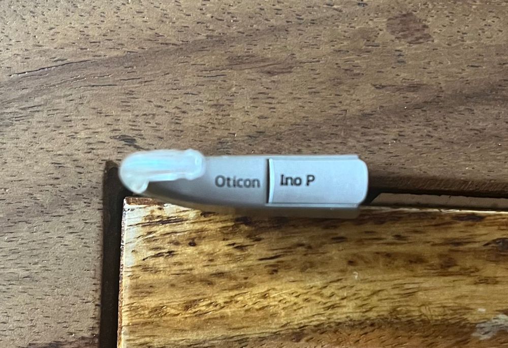 Aparat słuchowy oticon Ino P