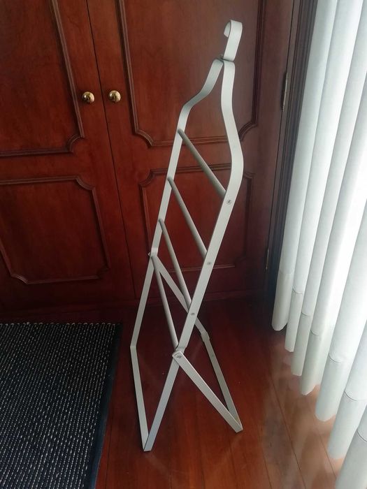 Porta Fatos Cabide Alumínio armário