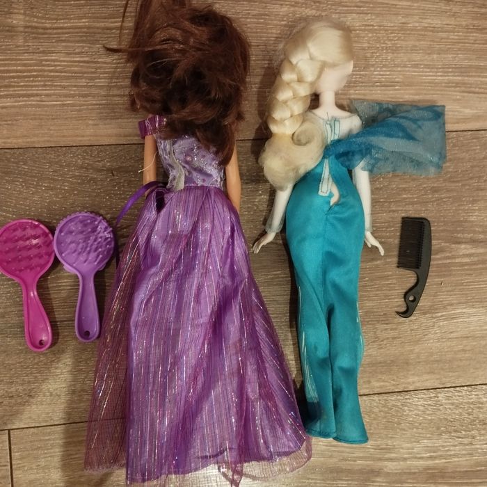 Lalka Barbi i Lalka Elza z Krainy lodu