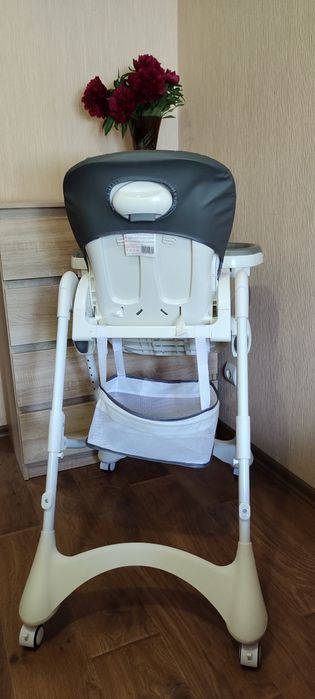 Стільчик для годування CARRELLO Caramel