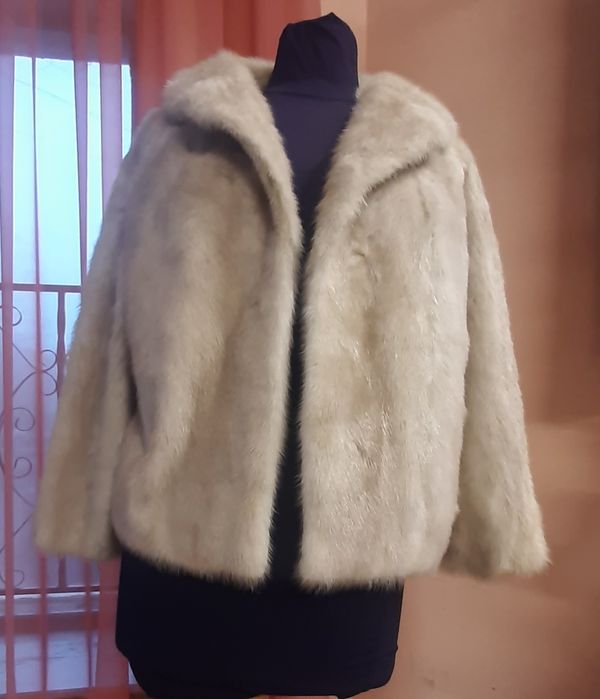 Продаю шубку жіноча (автоледи) Нова!
