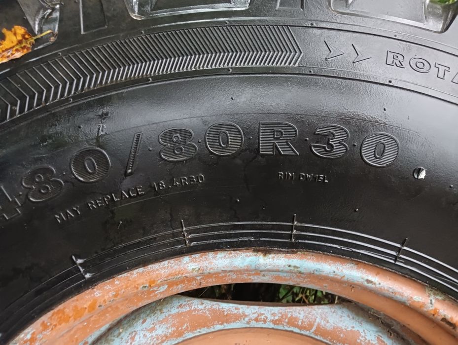 Sprzedam kompletne koło 480/80 r39 (18.4/30 )Nokian koparka  bizon