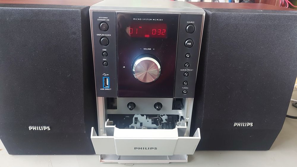 Wieżyczką Philips MCM204