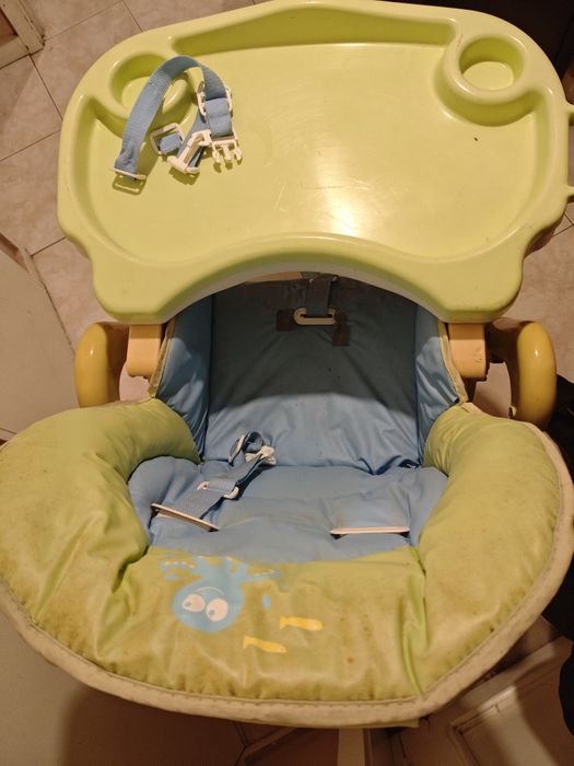 Cadeira de refeição para bébé